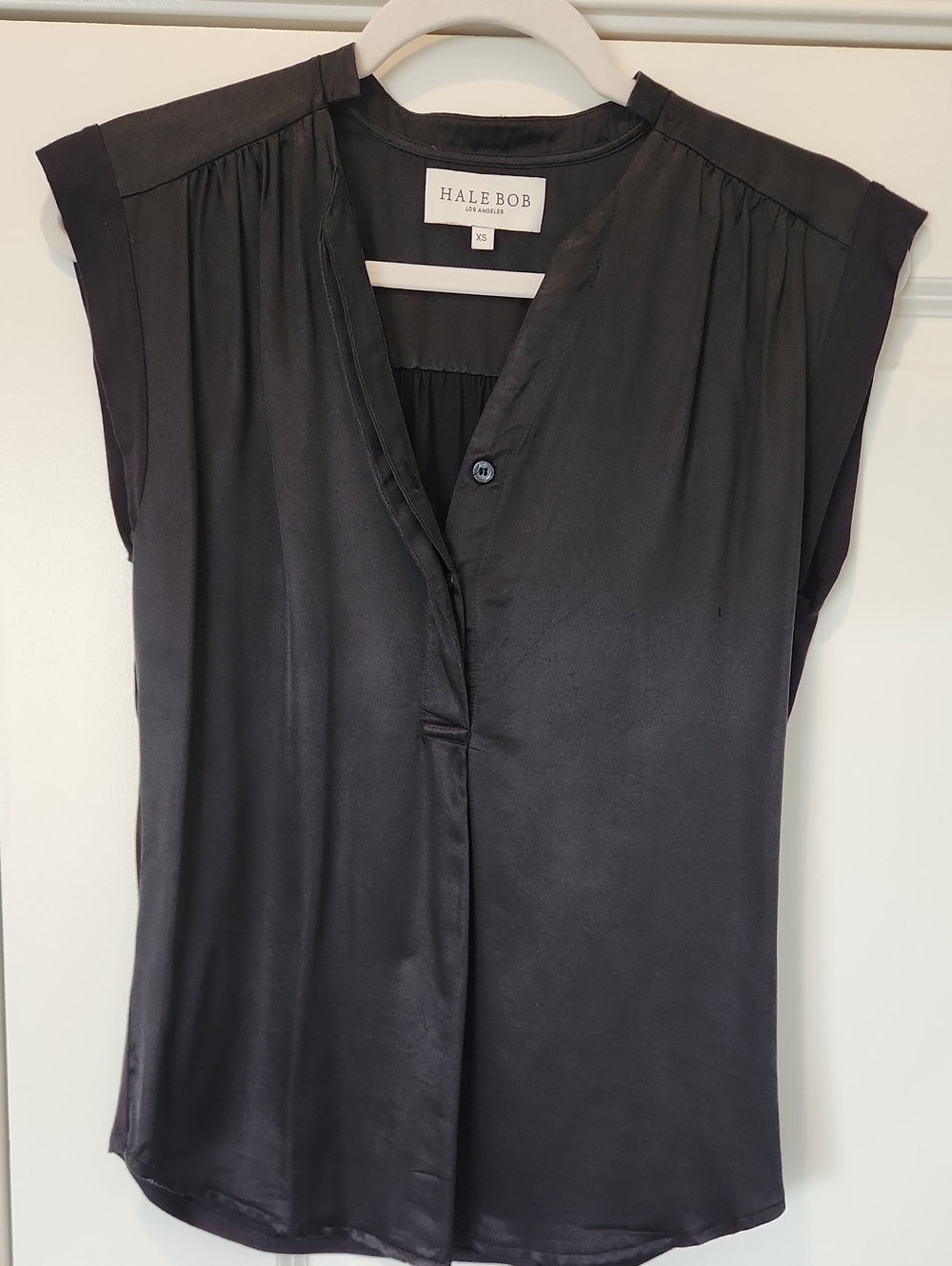 Hale Bob Black Satin V-Neck Cap Sleeve Top